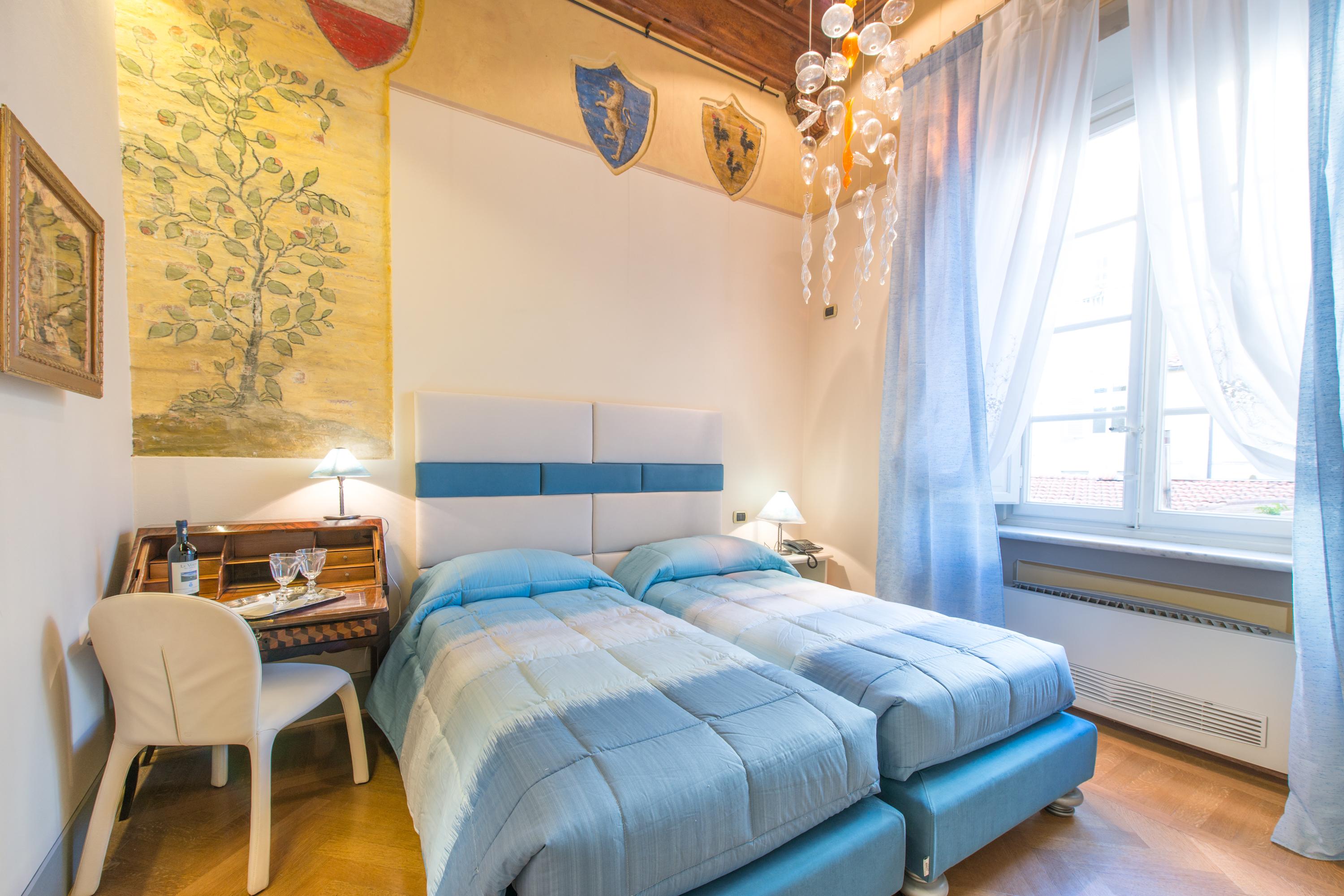 N.15 Santori Luxury 3*