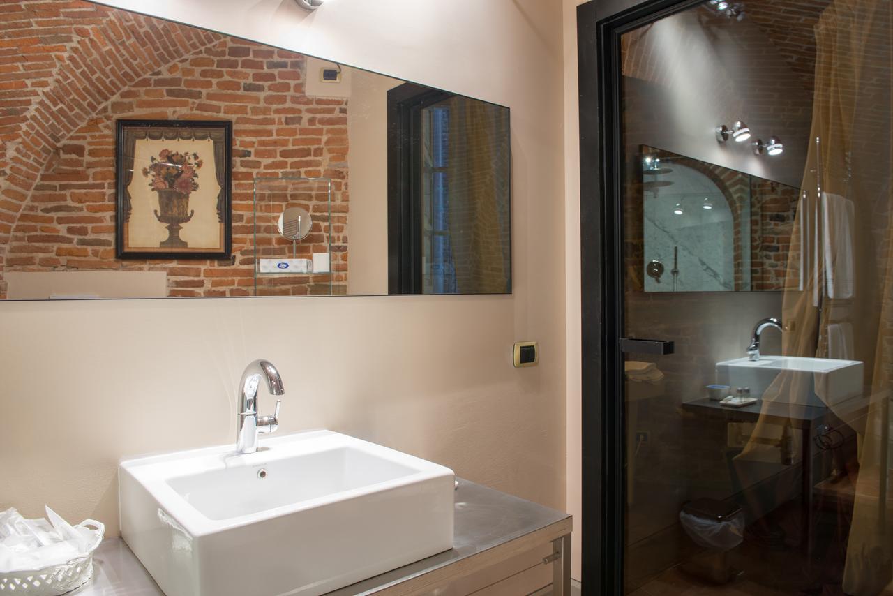 Hotel N.15 Santori Luxury 3*