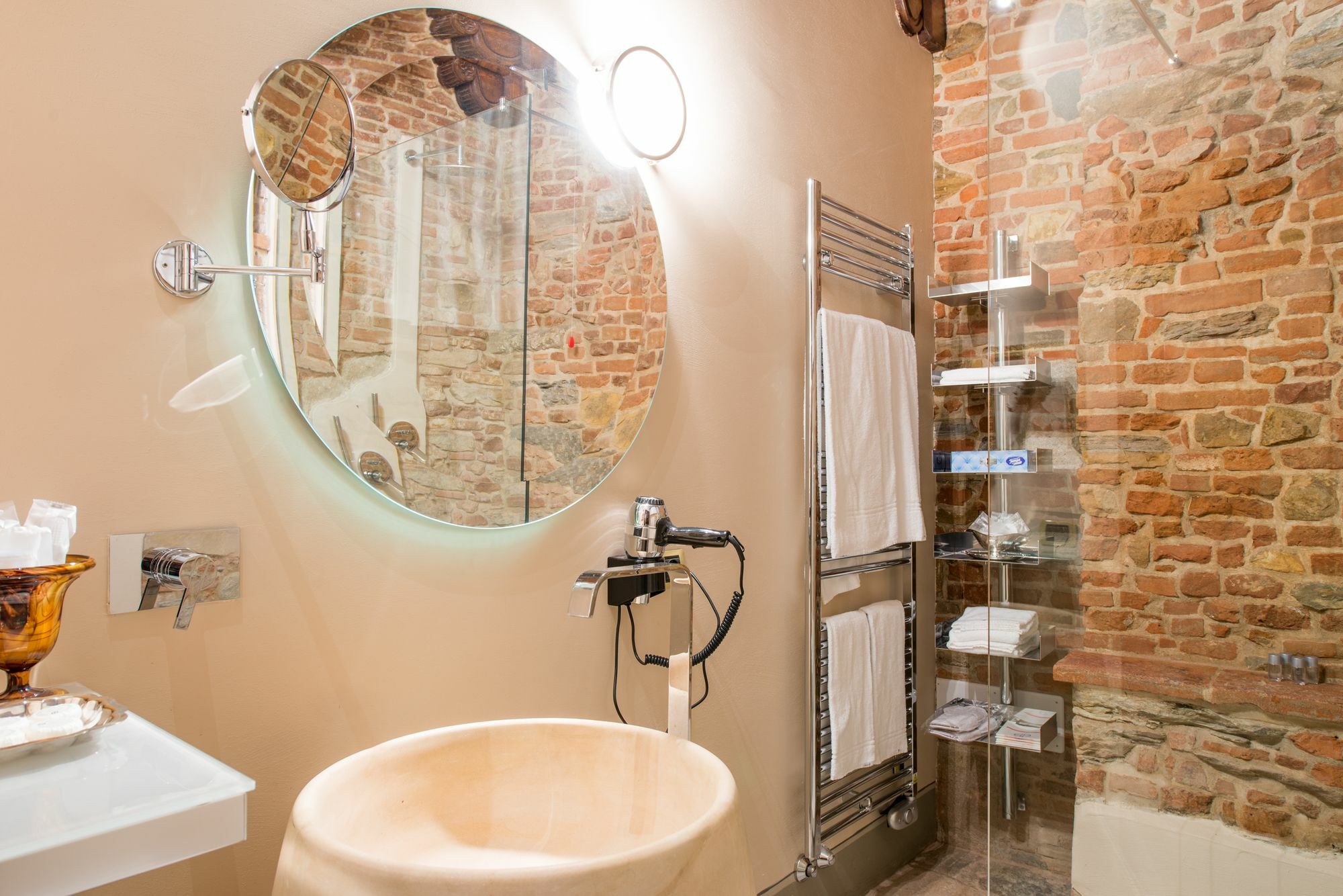N.15 Santori Luxury 3* Lucca